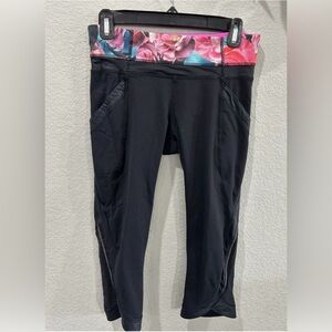 LULULEMON Chase Me Crop Secret Garden Floral Women's Legging Size 6
